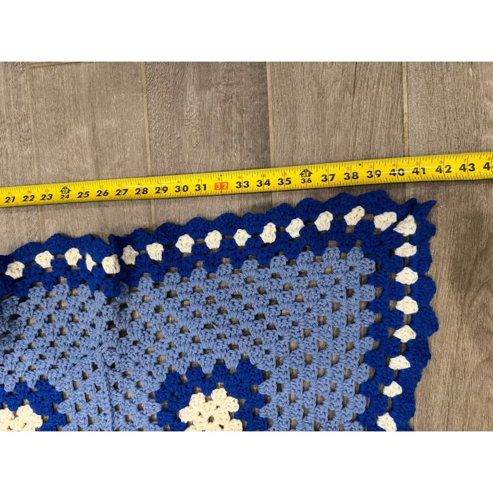 Handmade Crochet Granny Square Blanket Unisex 41x48 Blue White‎ Vintage Retro